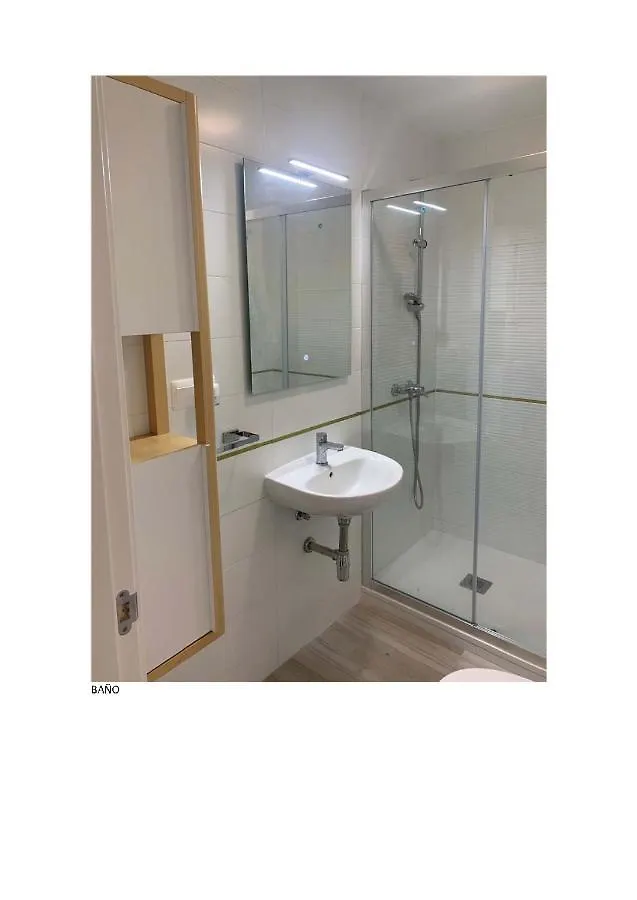 Urb Vosa. Piso Amueblado. Wifi. Aa. 3 Dormitorios. Con Plaza De Garaje Isola Cristina Appartamento