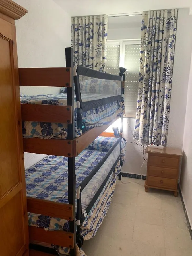 Urb Vosa. Piso Amueblado. Wifi. Aa. 3 Dormitorios. Con Plaza De Garaje Isola Cristina Spagna